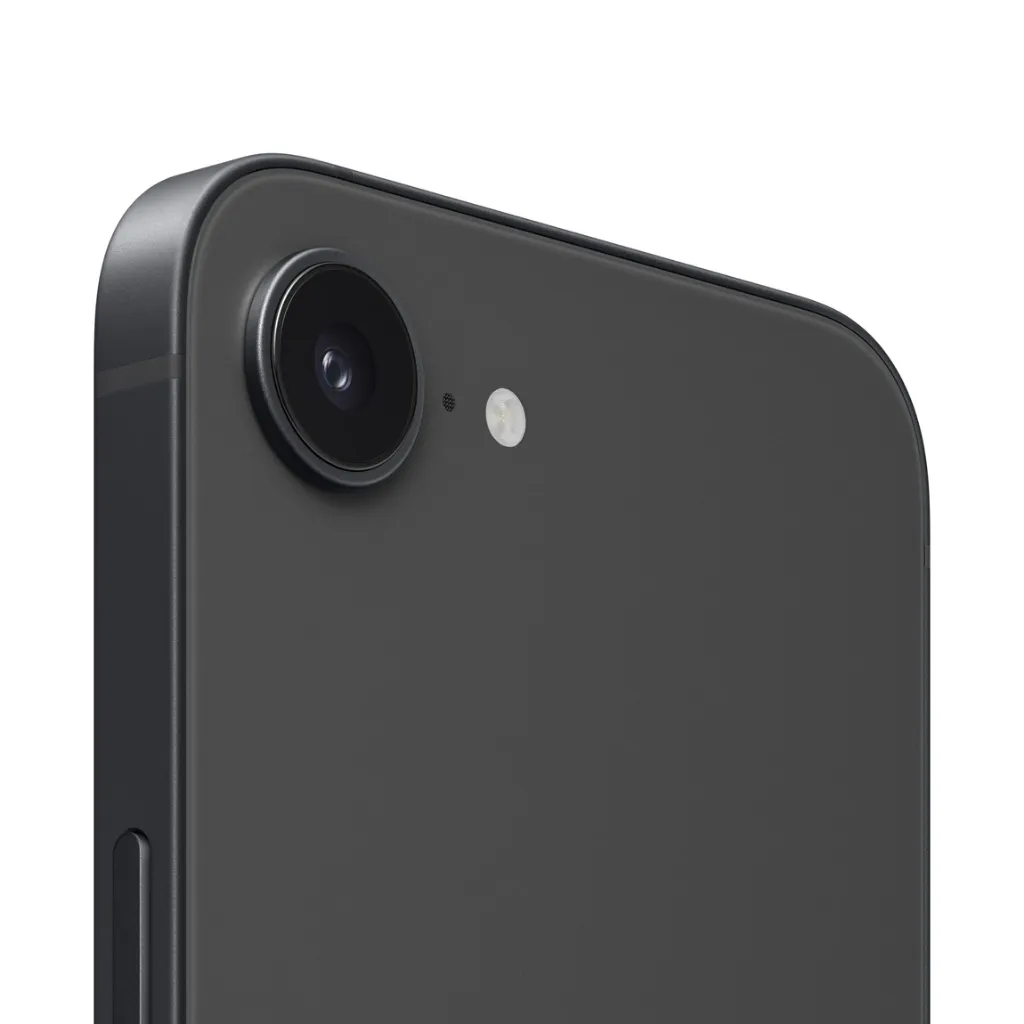iPhone 17e Black-3.webp