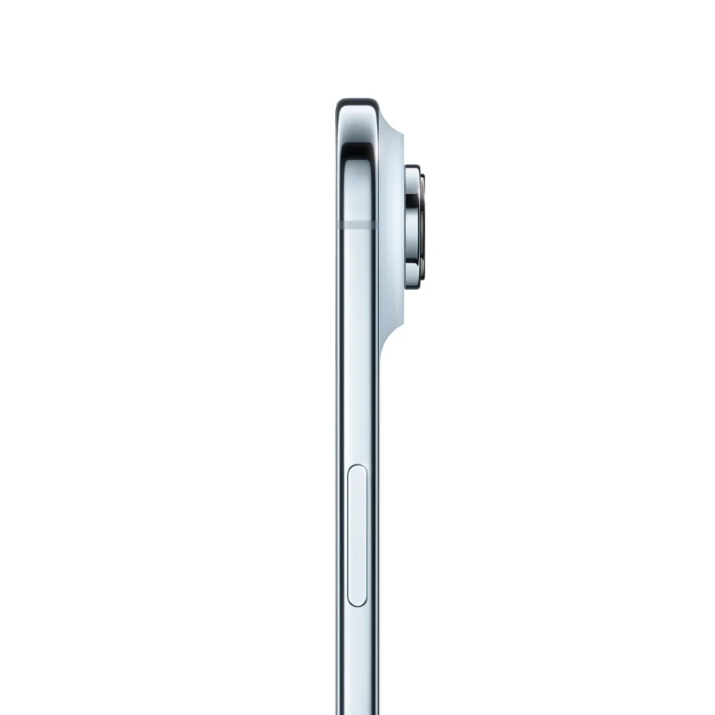 iPhone Air Sky Blue-4.webp