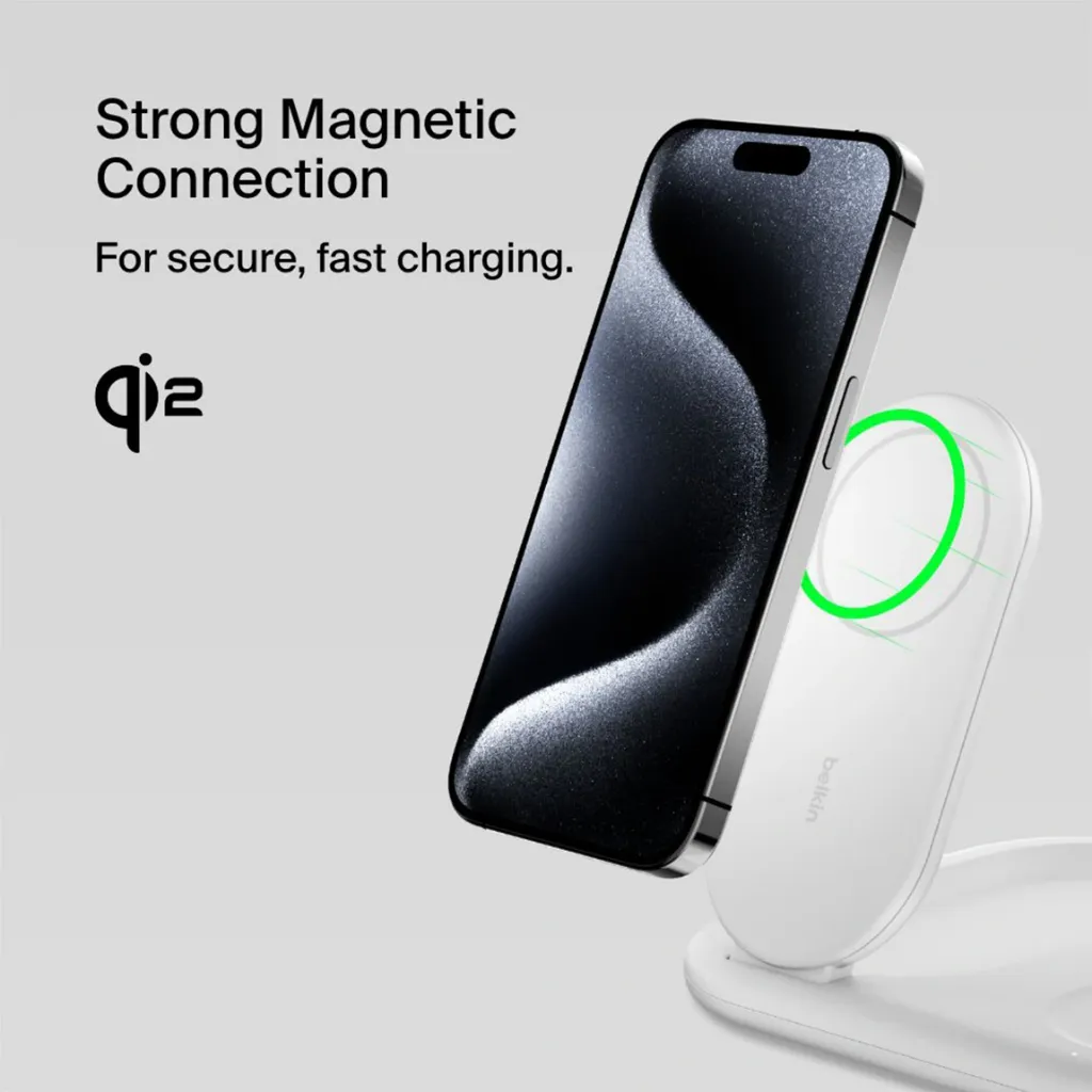 belkin BoostCharge 3-in-1 Magnetic Foldable Wireless Charger with Qi2 15W White-5.webp