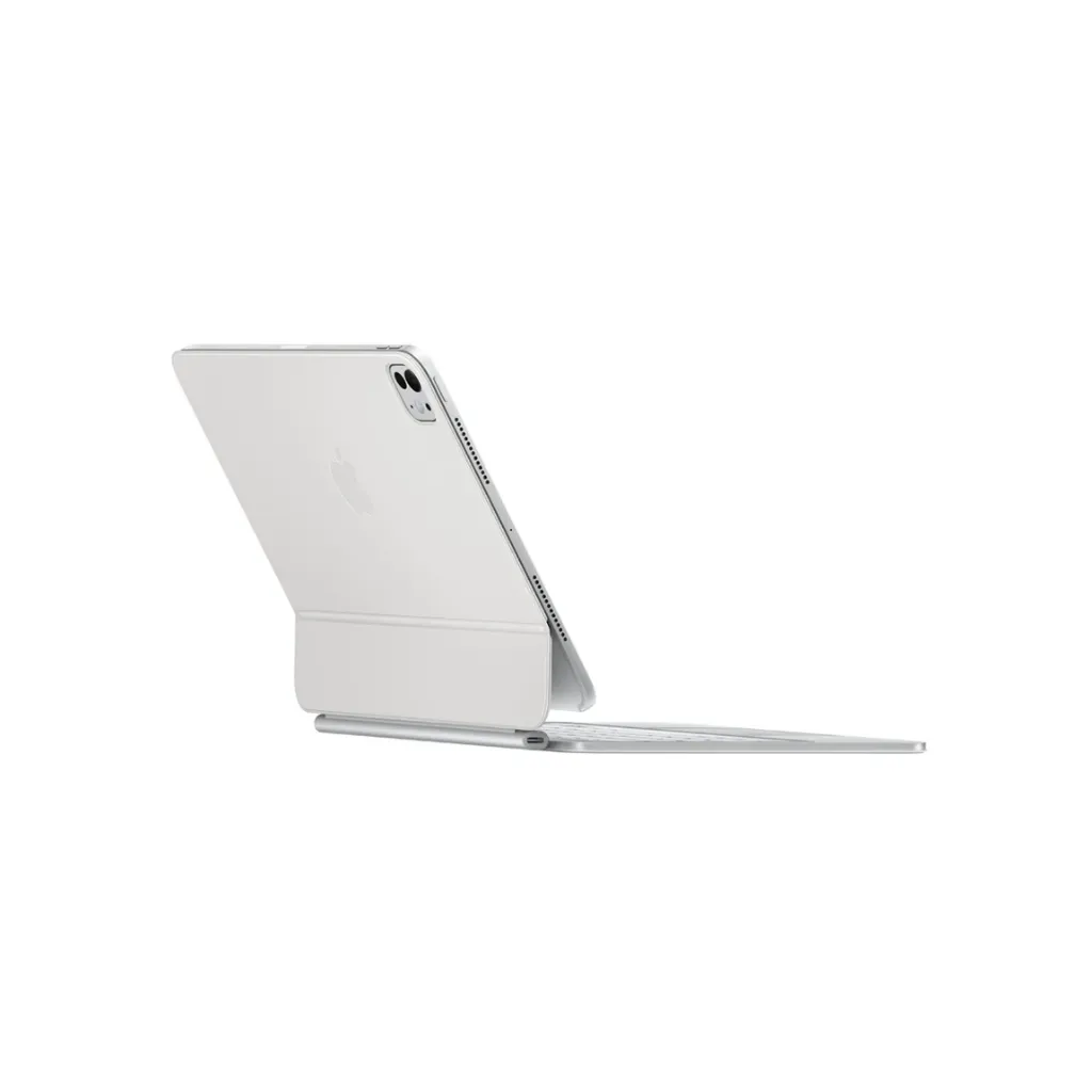 MagicKeyboardArabicForiPadPro11inchWhite5.webp