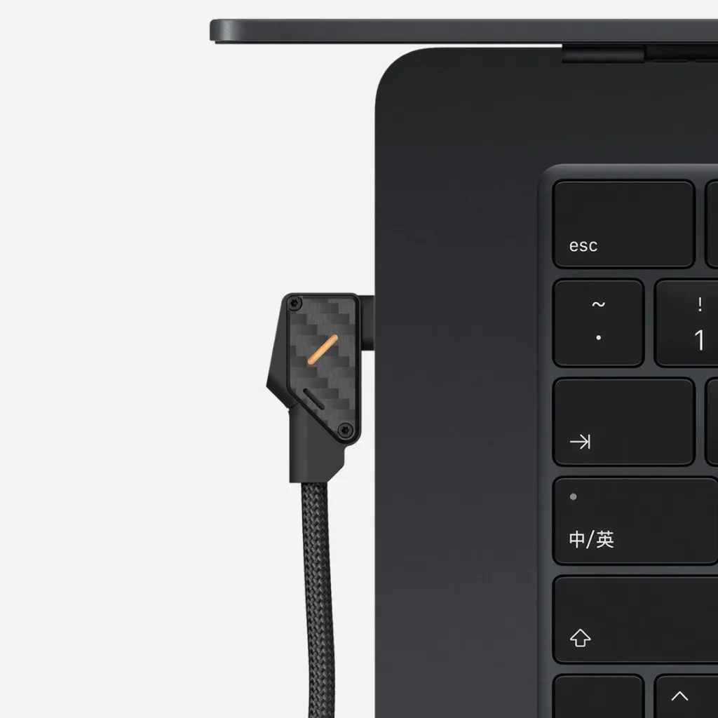 Aulumu M07 Light Carbon 240W Hi-Speed Charging & Data USB-C Cable-4.webp