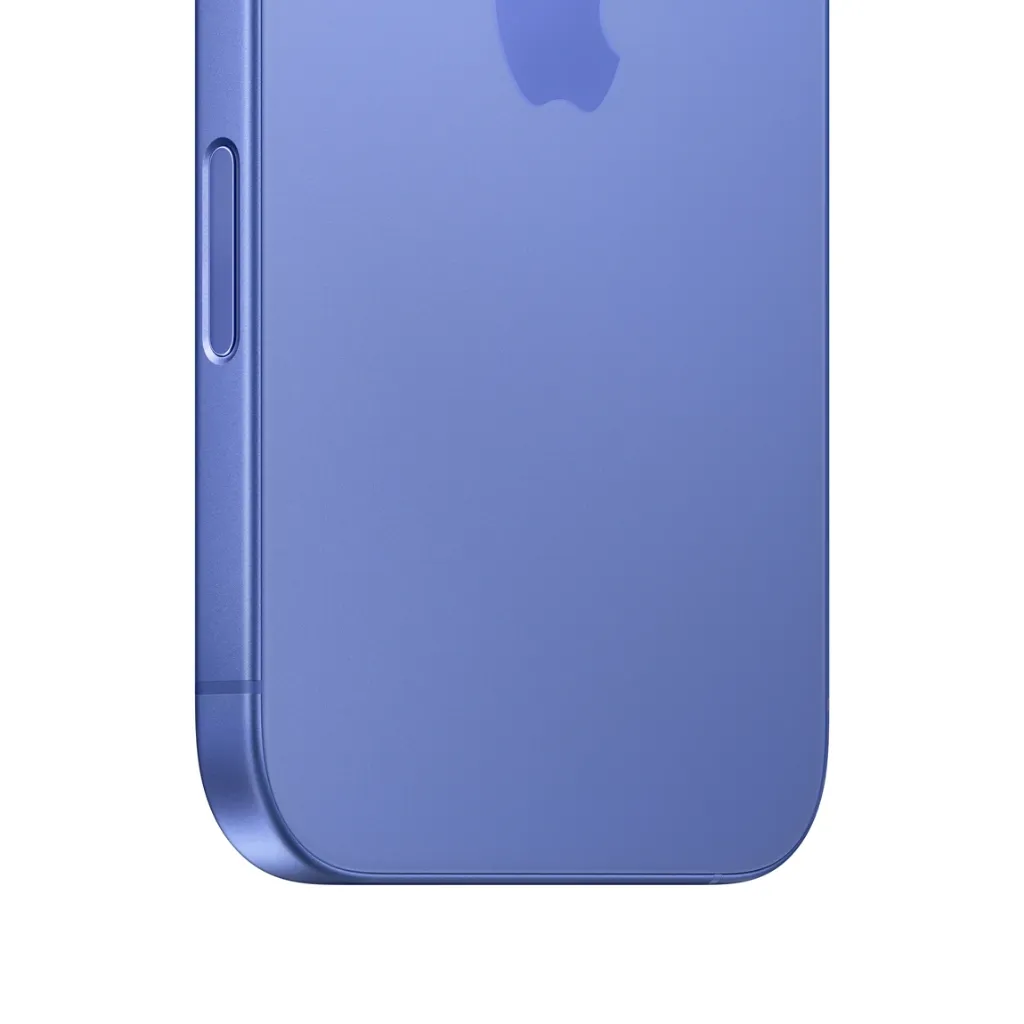 05_iPhone 16 Ultramarine.webp